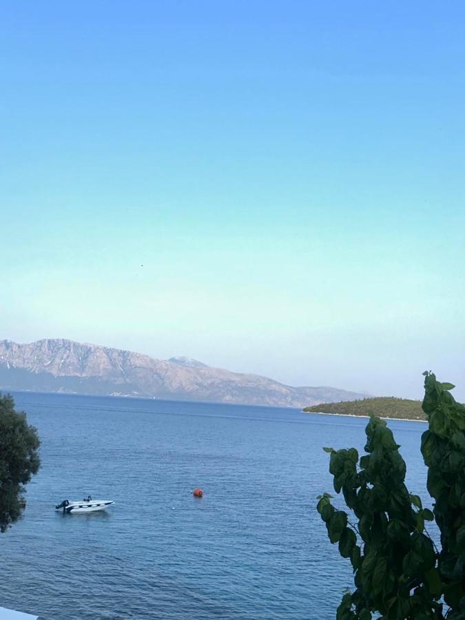 Pergiali Sea View Apartment Nydri  Bagian luar foto